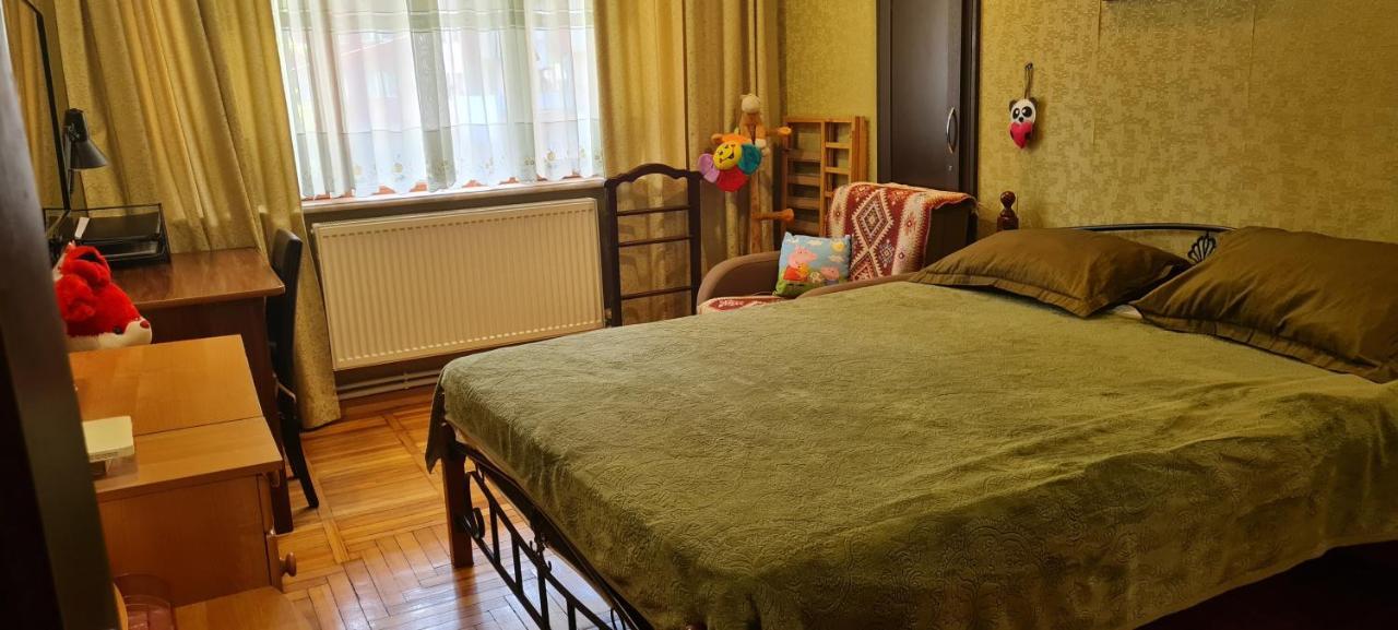 Comfortable Apartment In บาทูมิ ภายนอก รูปภาพ
